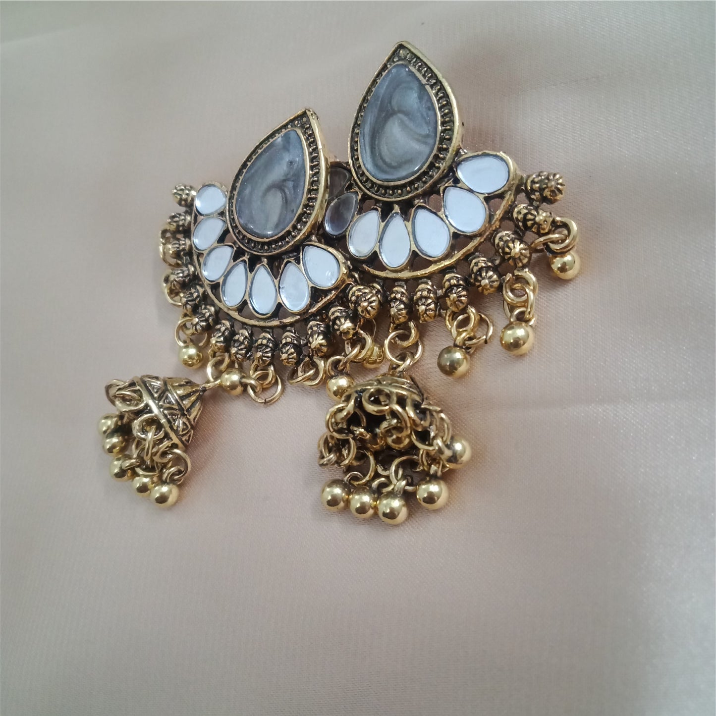 Gold color jhumki